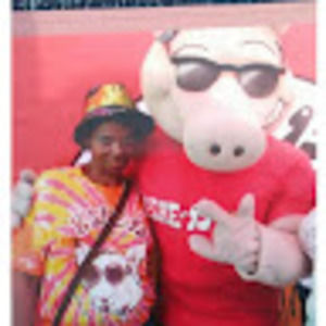 Meet your Posher, Velma